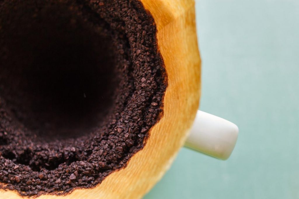 Query Strings You Can Ignore: pourover coffee grounds